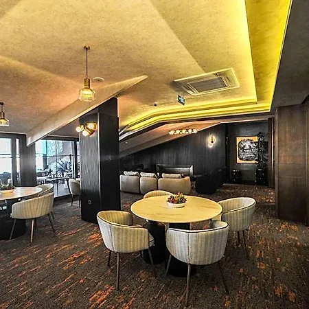 The Alpfine Hotel 4*