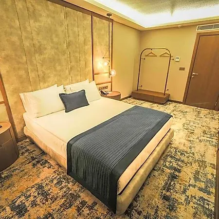Hotel The Alpfine 4*
